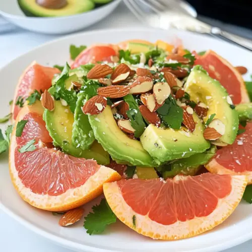 Grapefruit- und Avocado-Salat